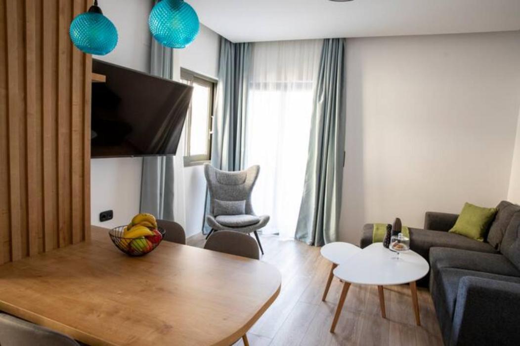 Magdalena Suite 1,0 Ираклио Екстериор снимка
